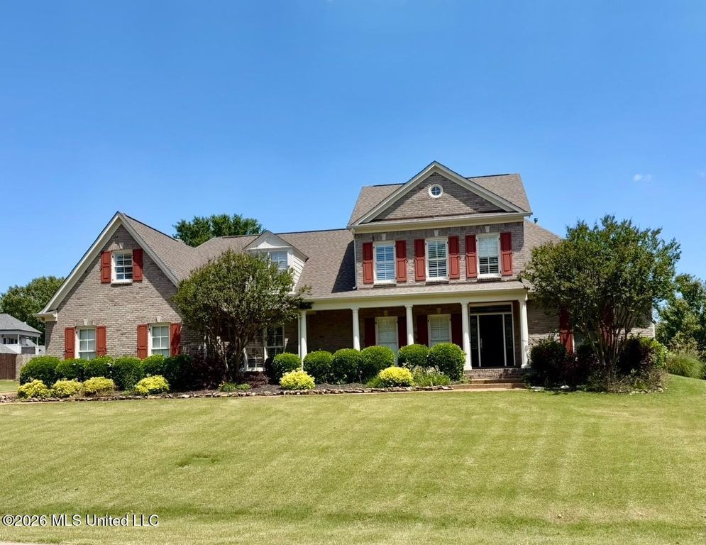 2830 S Manning Circle, Nesbit, MS 38651