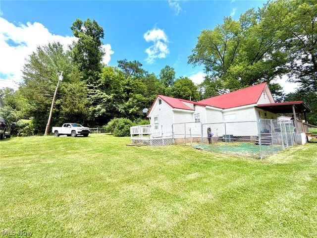 3936 Laurel Creek Road, Waverly, WV 26184