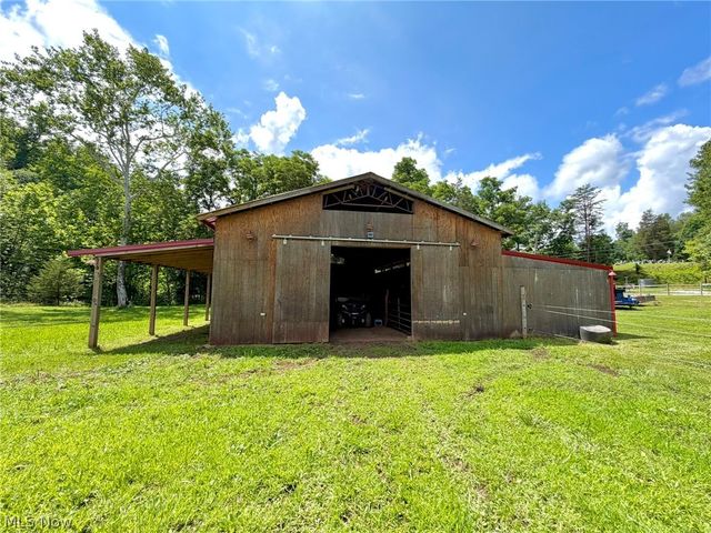 3936 Laurel Creek Road, Waverly, WV 26184