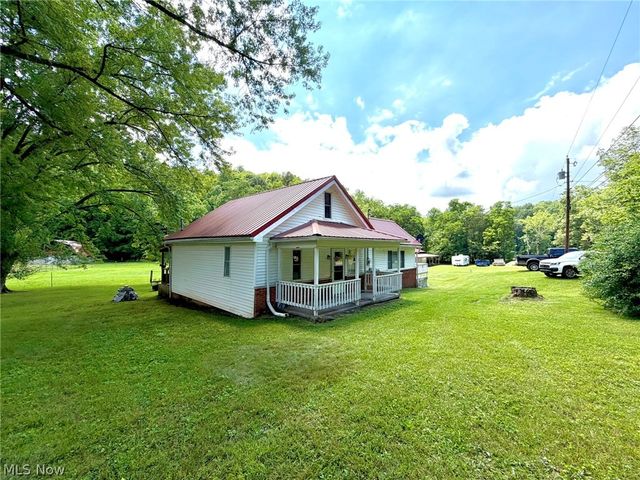 3936 Laurel Creek Road, Waverly, WV 26184