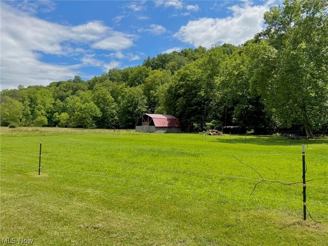 3936 Laurel Creek Road, Waverly, WV 26184