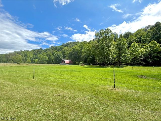 3936 Laurel Creek Road, Waverly, WV 26184