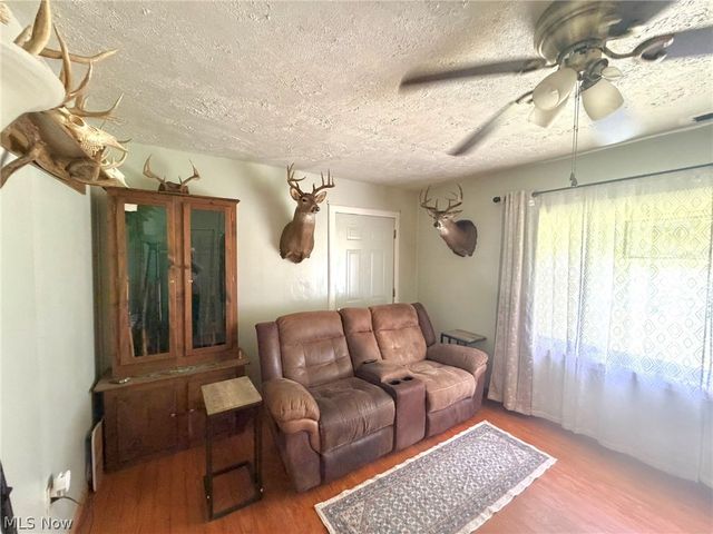 3936 Laurel Creek Road, Waverly, WV 26184