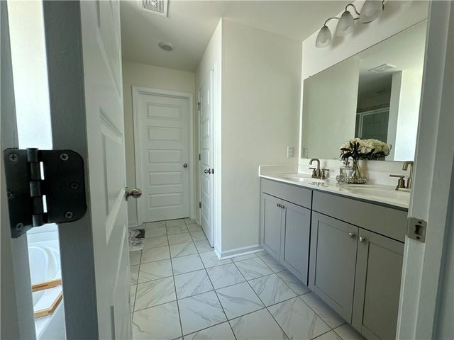 13716 Whitman Lane, Covington, GA 30014