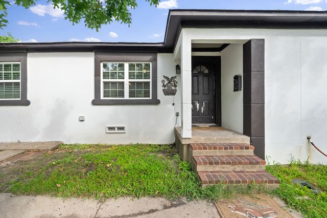 1736 Kirkwood Drive, Garland, TX 75041