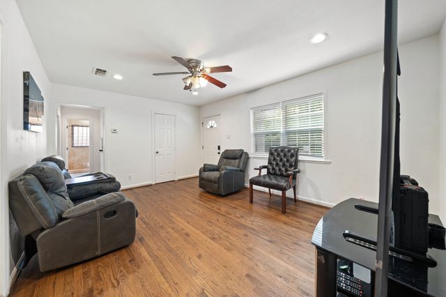 1736 Kirkwood Drive, Garland, TX 75041