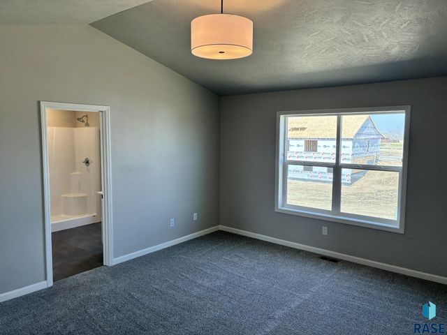 2200 E Bergen Cir Circle, Brandon, SD 57005