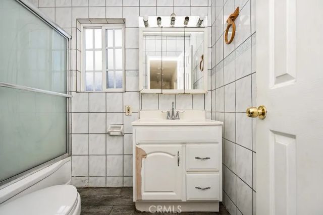 10933 Sampson Avenue, Lynwood, CA 90262