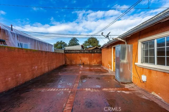 10933 Sampson Avenue, Lynwood, CA 90262