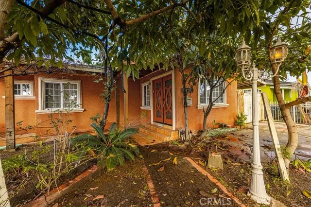 10933 Sampson Avenue, Lynwood, CA 90262