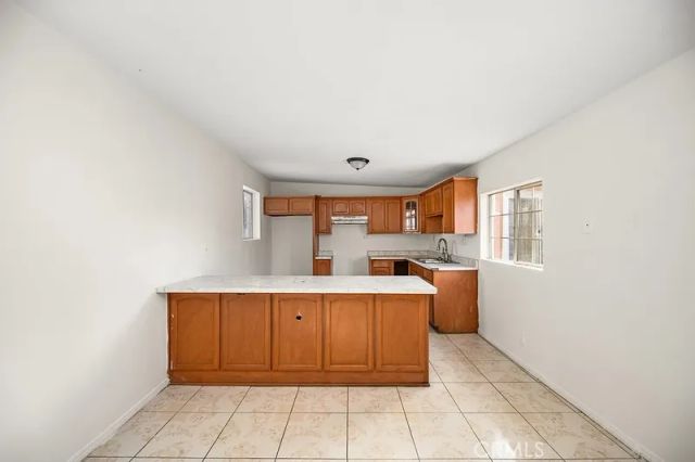 10933 Sampson Avenue, Lynwood, CA 90262