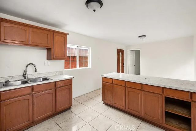 10933 Sampson Avenue, Lynwood, CA 90262