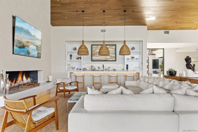 5516 LA CRESCENTA, Rancho Santa Fe, CA 92067