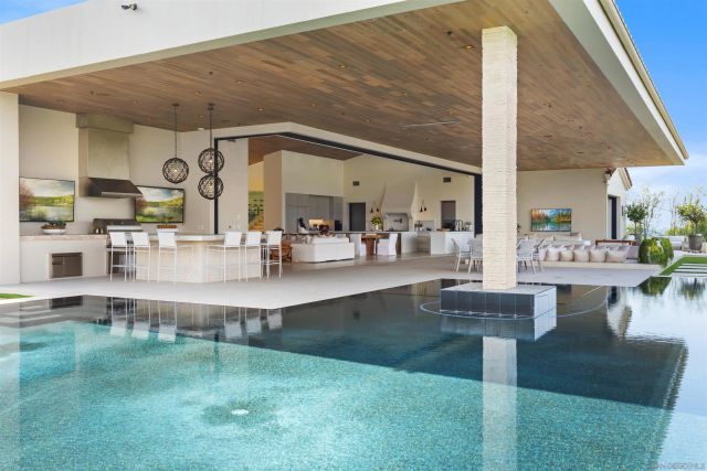 5516 LA CRESCENTA, Rancho Santa Fe, CA 92067