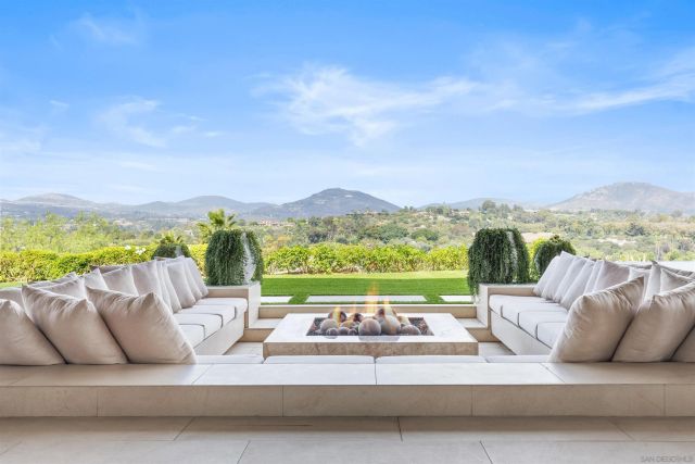 5516 LA CRESCENTA, Rancho Santa Fe, CA 92067