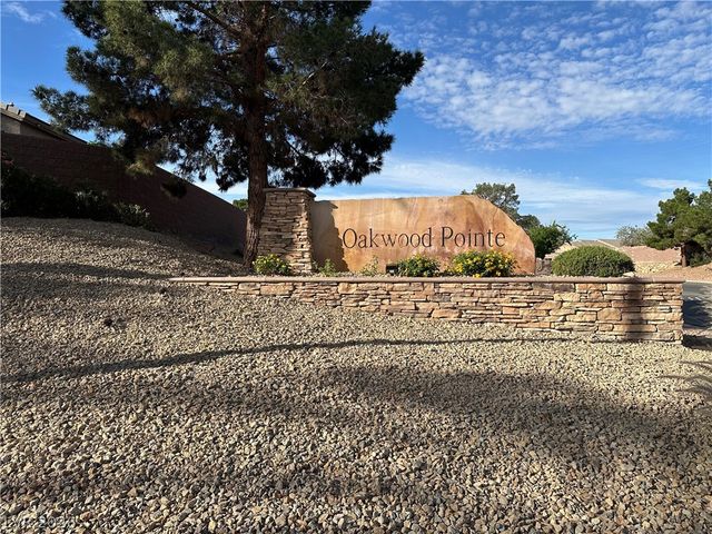 5728 Flying Birdie Avenue, Las Vegas, NV 89122