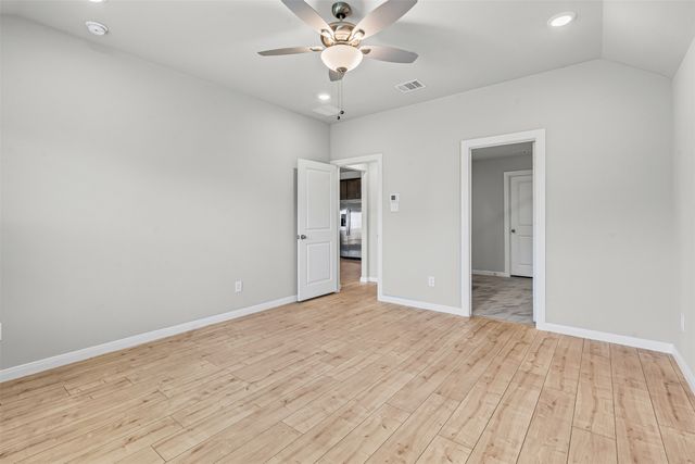 1324 Water Canna Dr, Justin, TX 76247