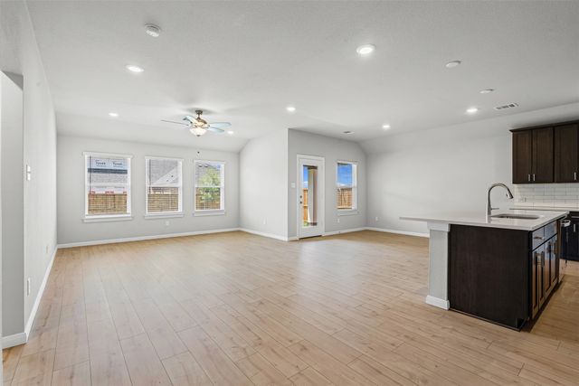 1324 Water Canna Dr, Justin, TX 76247