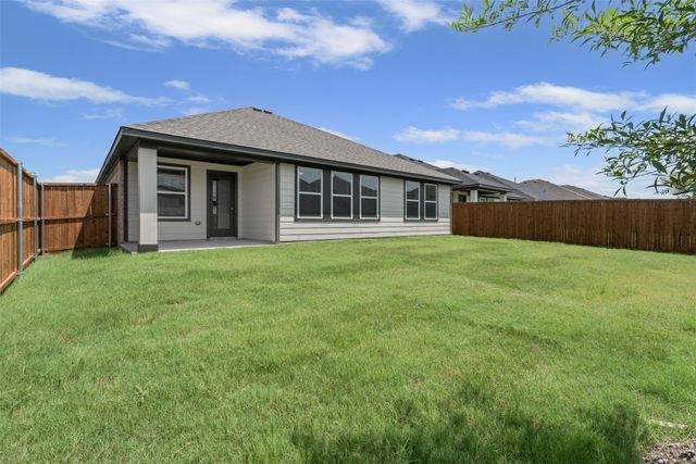 1324 Water Canna Dr, Justin, TX 76247
