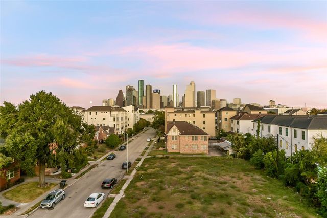 503 W Clay Street, Houston, TX 77019