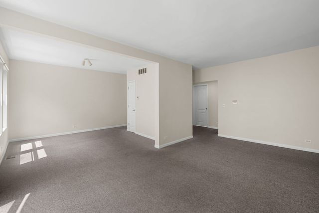 4523.5 S Drexel Boulevard 2W, Chicago, IL 60653