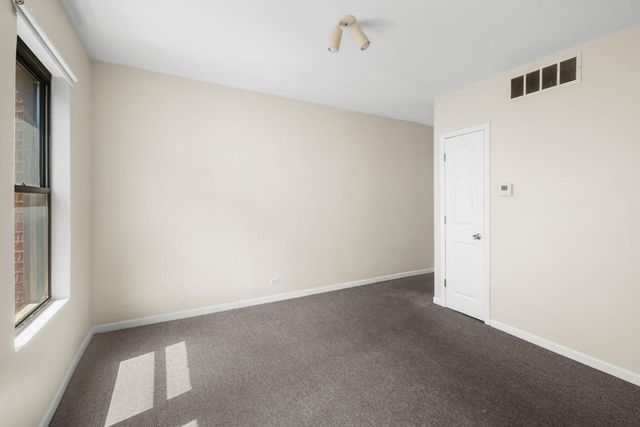 4523.5 S Drexel Boulevard 2W, Chicago, IL 60653