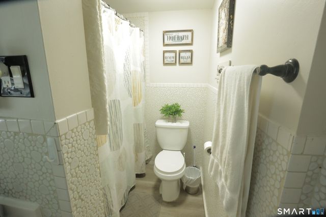 80 Collins Street, New Britain, CT 06051