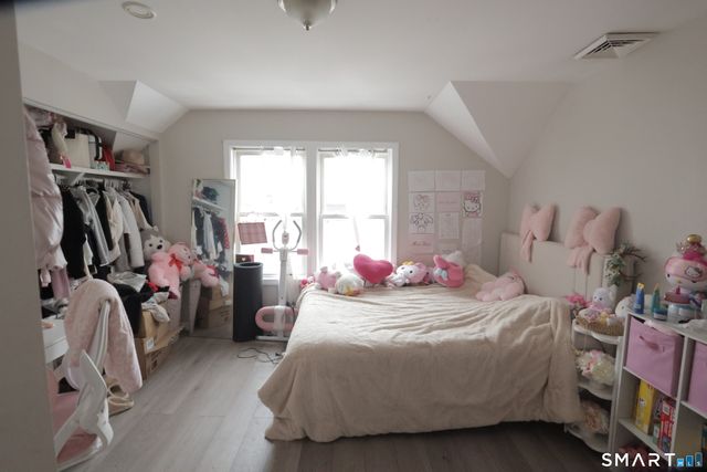 80 Collins Street, New Britain, CT 06051