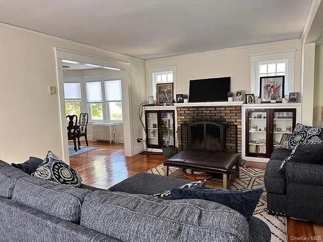42 Sammis Street, Huntington, NY 11743
