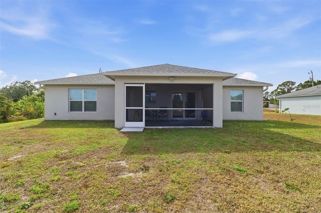 117 PAXTON STREET, Lehigh Acres, FL 33974