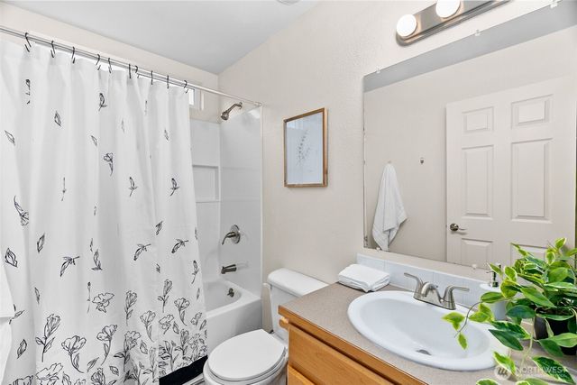 5009 Chambers Creek Loop SE, Olympia, WA 98501