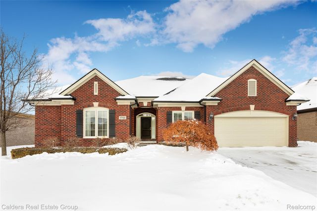17723 Merganser Drive, Clinton Charter Township, MI 48038