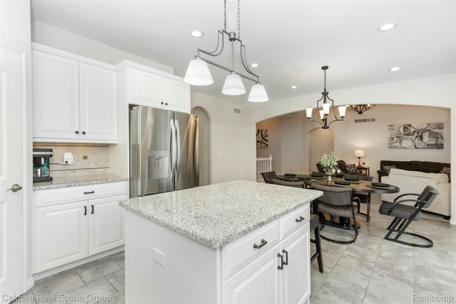 17723 Merganser Drive, Clinton Charter Township, MI 48038