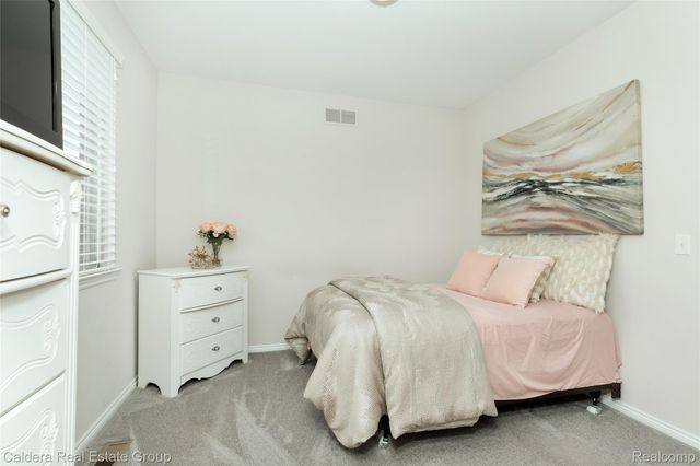 17723 Merganser Drive, Clinton Charter Township, MI 48038