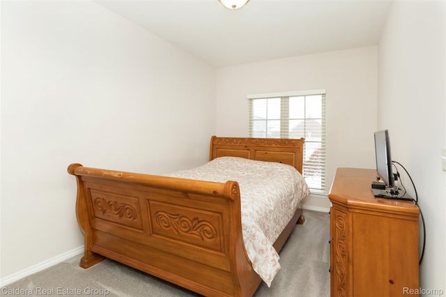 17723 Merganser Drive, Clinton Charter Township, MI 48038