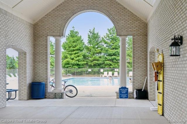 17723 Merganser Drive, Clinton Charter Township, MI 48038