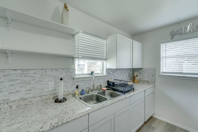 1425 Ridgecrest Drive, Midlothian, TX 76065