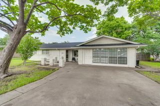 1425 Ridgecrest Drive, Midlothian, TX 76065