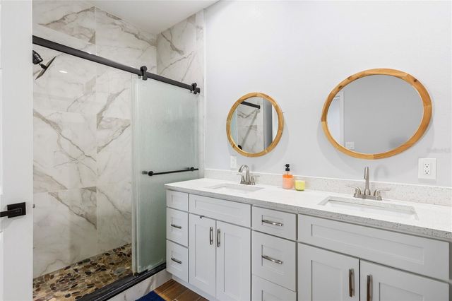 302 ARCHIMEDES STREET, Dunedin, FL 34698