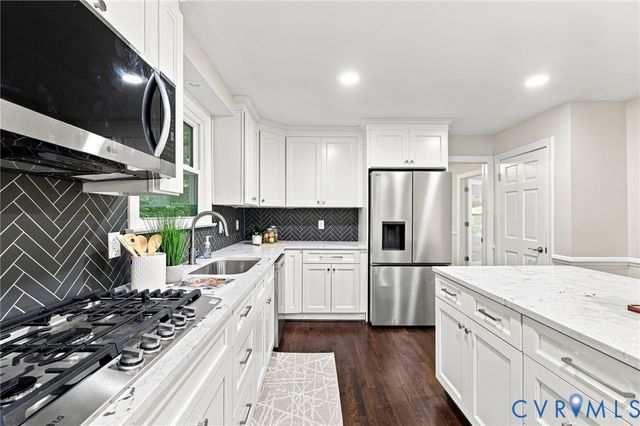 9365 Cardiff Loop Rd, Midlothian, VA 23236