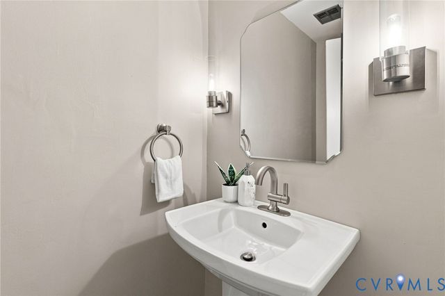 9365 Cardiff Loop Rd, Midlothian, VA 23236