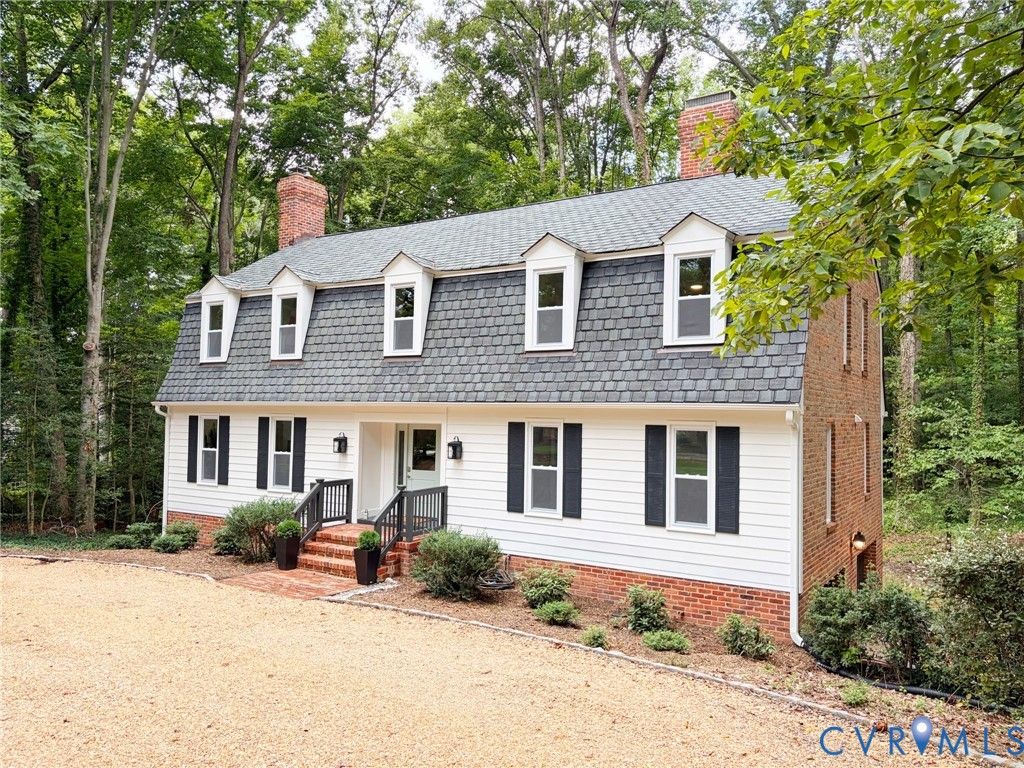 9365 Cardiff Loop Rd, Midlothian, VA 23236