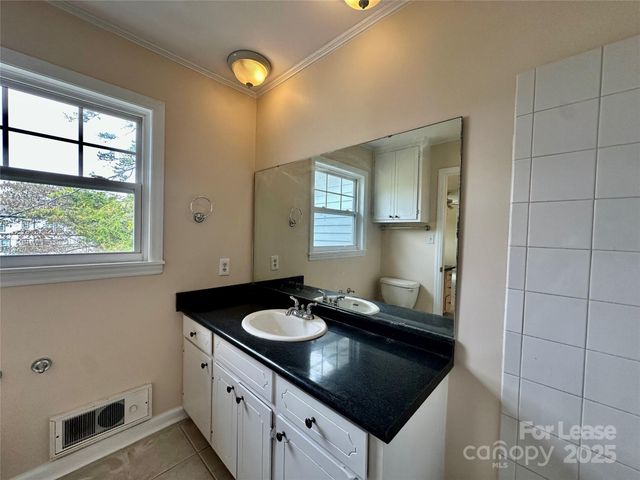 2063 Eaton Road, Charlotte, NC 28205