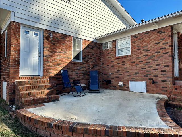 2063 Eaton Road, Charlotte, NC 28205