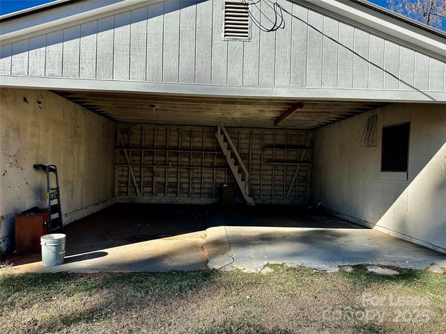 2063 Eaton Road, Charlotte, NC 28205