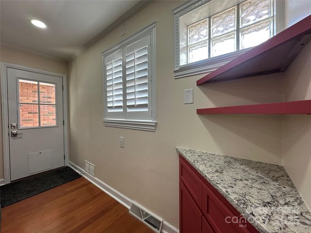 2063 Eaton Road, Charlotte, NC 28205