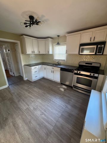 37 Hillcrest Avenue, Naugatuck, CT 06770