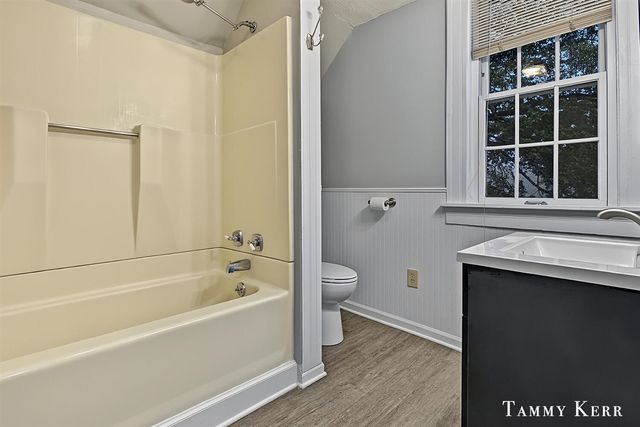 826 Phoenix Street, South Haven, MI 49090