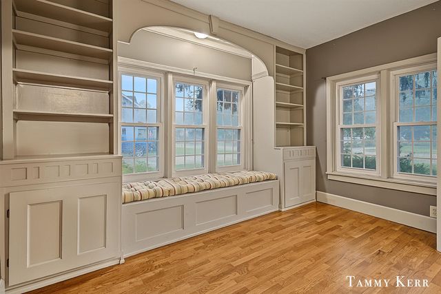 826 Phoenix Street, South Haven, MI 49090