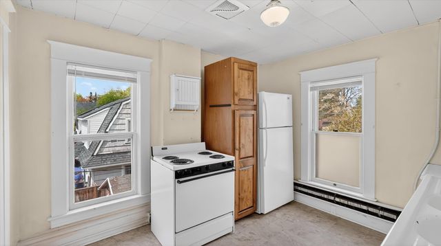 1122 S Walnut St, Spokane, WA 99204
